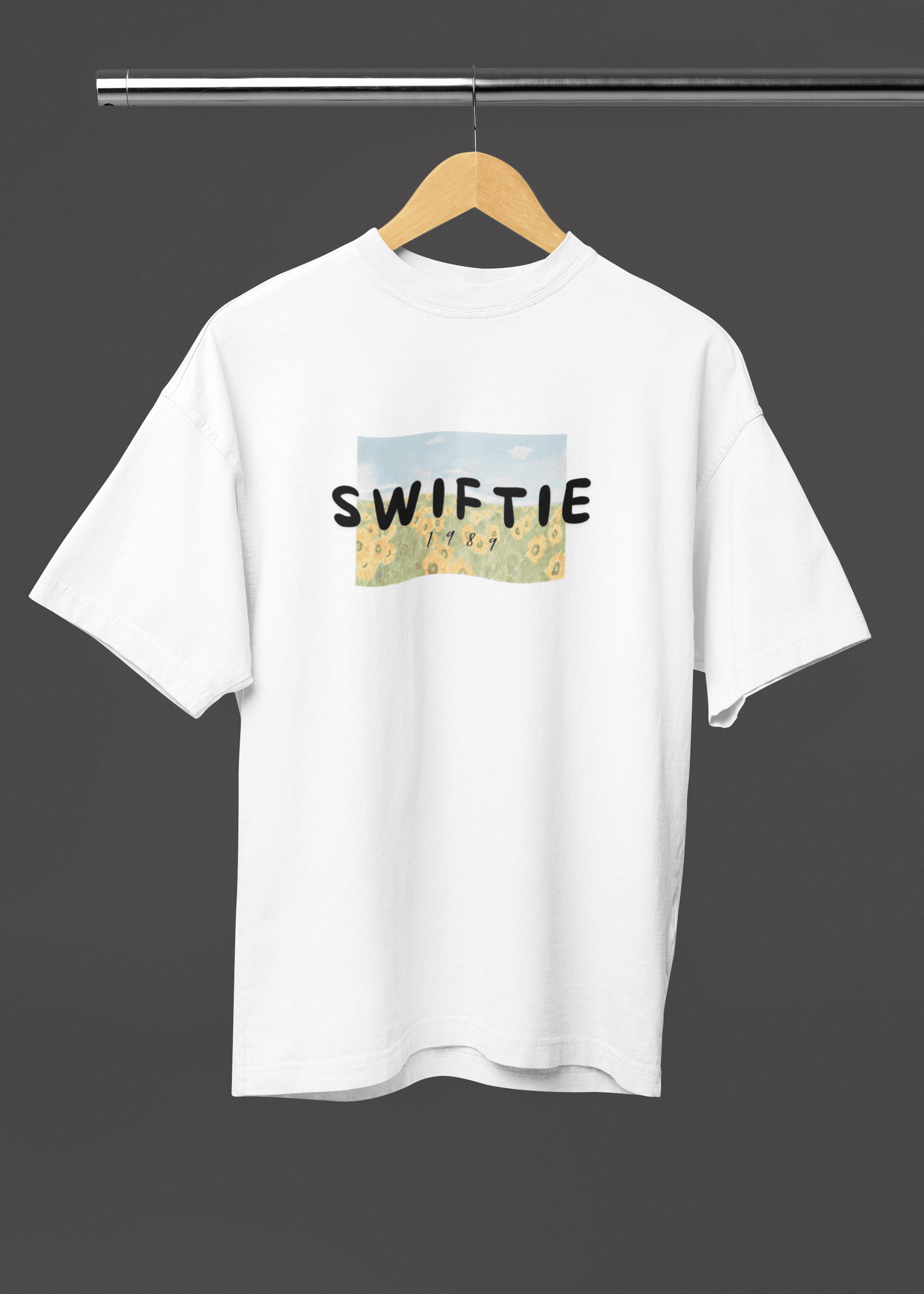 Swiftie 1989 Oversized Tee – For the Love of Taylor - Fifth Rebel